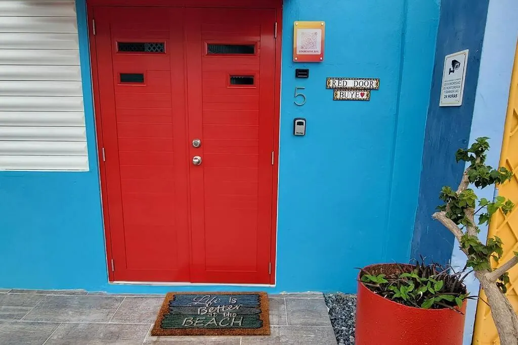 The Red Door Beach House, Buye Beach 카보조로 0*,